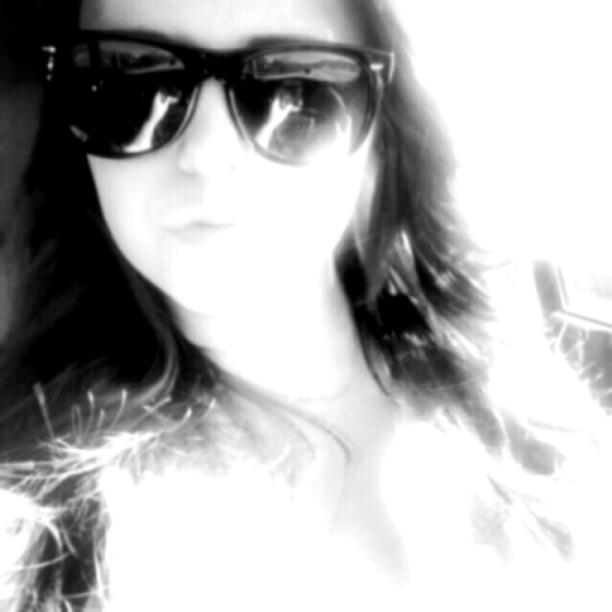 TiffNicMoz's tweet photo. Look wh http://t.co/HfUAGHdlaB http://t.co/bI8a18KDPE