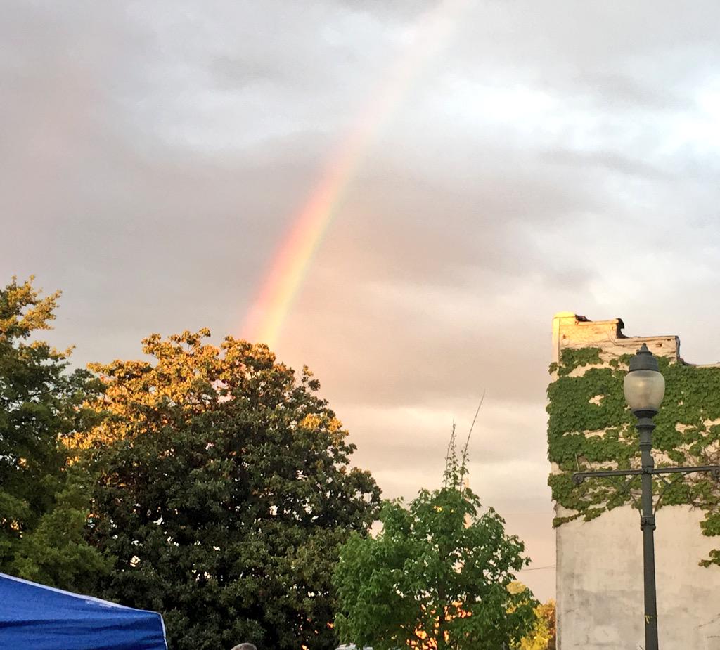 HandmadeTriad's tweet image. Beautiful rainbow spotted tonight during @FirstFridayMkt 🌈 Thanks to all who came out. @DowntownGSO #FirstFridayGSO