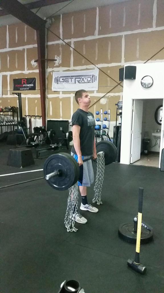 RobbyK11's tweet photo. Gotta get better daily! #ExplosiveDay #Chains http://t.co/PRa9dWxZKF