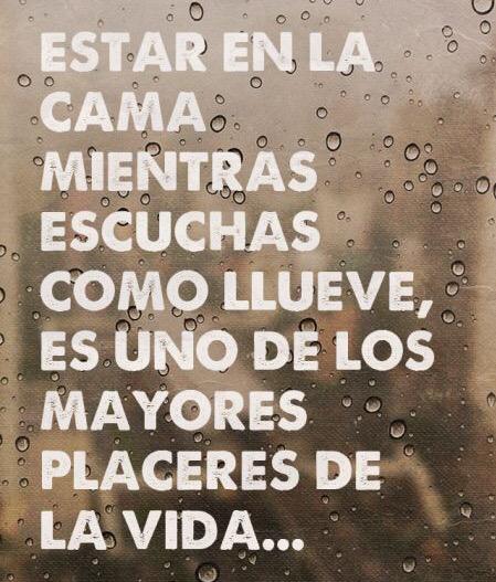Laura_Esquivel's tweet photo. Buenas noches 😄💕💕💕 http://t.co/pb4yT7B674