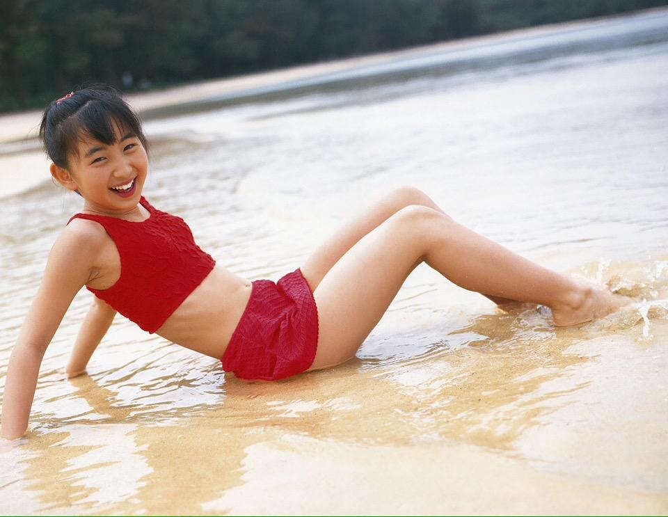画像 暴露 飯田里穂の過去がエロ過ぎる ヤリサーに在籍していた