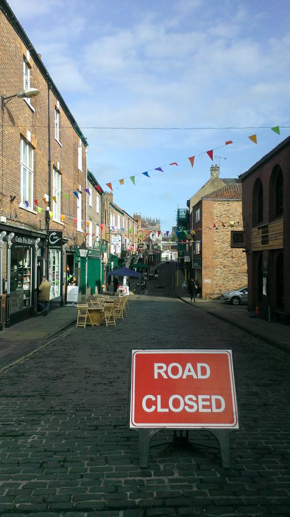 info@fossgatefest tweet media