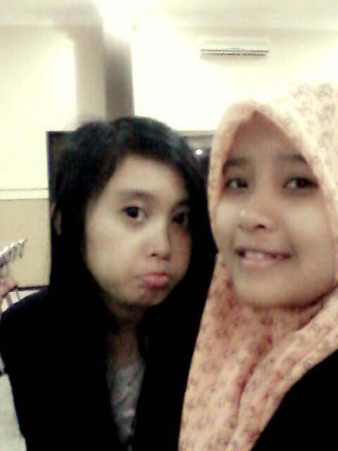dw_mia's tweet photo. sama yang tercinta :3 http://t.co/Rec3kD7vTd