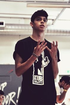 HAPPY BIRTHDAY IAN EASTWOOD!! God bless you!! 