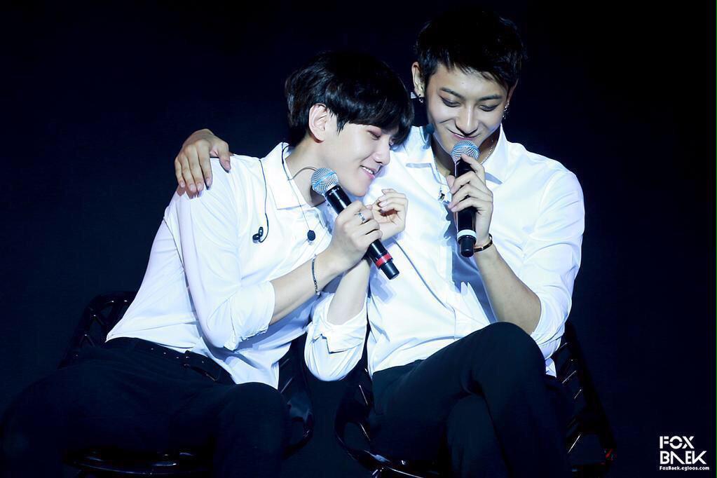 Happy Birthday to our precious Huang Zitao! I will support you no matter what. Always keep that smile   