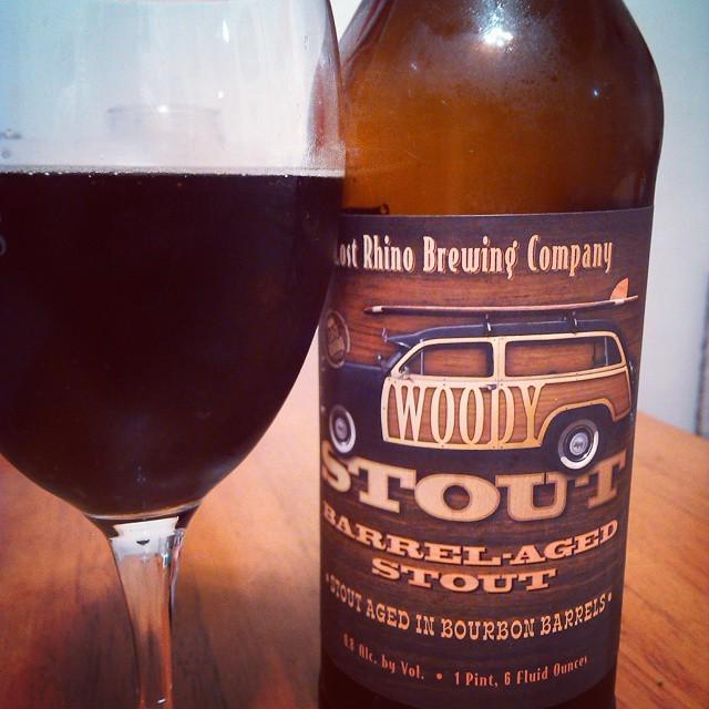 CheersVA's tweet photo. #VABeer luv! - #lostrhino #woodystout #stout#craftnotcrap #instabeer #beertography #craftb… http://t.co/QW2pPeZV7M http://t.co/lcNJ3VJI5j