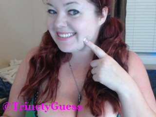 Welcome to my new place! #liveOnCam http://t.co/FdxpO7B3WZ http://t.co/eaZINYRUkc<a href="/tag/liveoncam"class="tags">#liveOnCam</a>