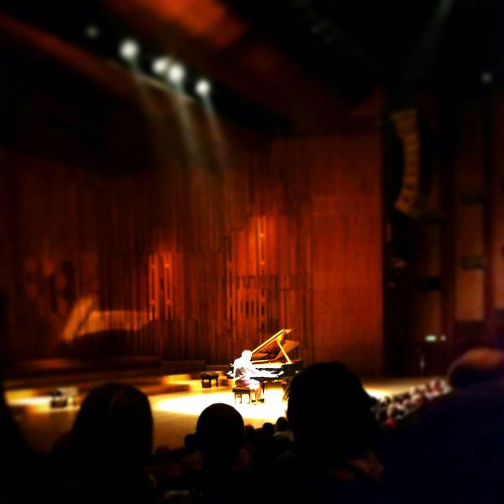 SpinnersLondon's tweet photo. Last night... 🎵✌���👌 #PhillipGlass @BarbicanCentre #love #london #live http://t.co/ucQrcD7Lya