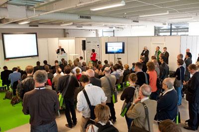 DrugTargetRev's tweet photo. #Biotech companies present novel approaches to fight infections at #ECCMID2015 http://t.co/1yoSw5LcAY http://t.co/X3bcXNWsQ7