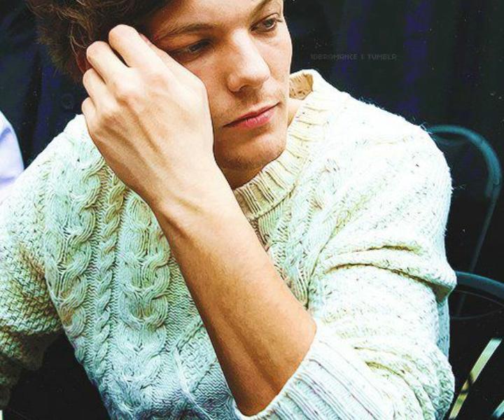 Goodnight everyone, this little kitty is tired.