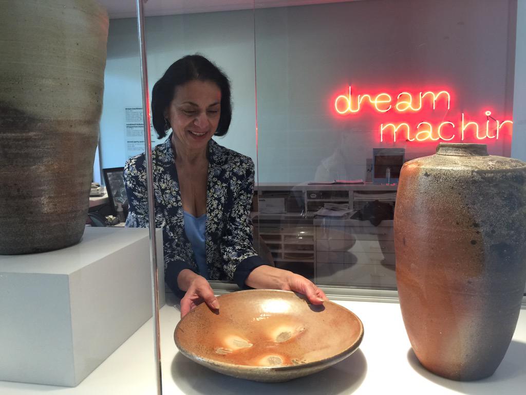 SAM_Shepparton's tweet photo. The amazing Anna Maas is back at SAM installing new work by Owen Rye! #SAMShowcase #OwenRye #AustralianCeramics http://t.co/Uv8ozr0PM6