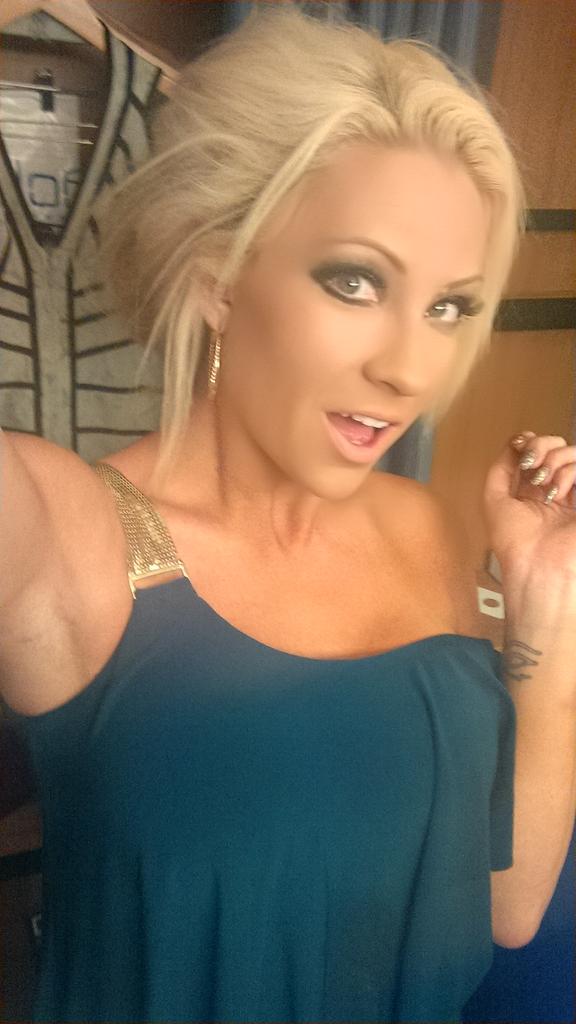 Heading out @rmlimodriver69 @ZenaBuddysgirl #hcotw http://t.co/ehZU6xLqD3