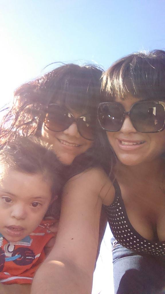 jacjackaon's tweet photo. En la playita agusto http://t.co/nCHgUkB9cq