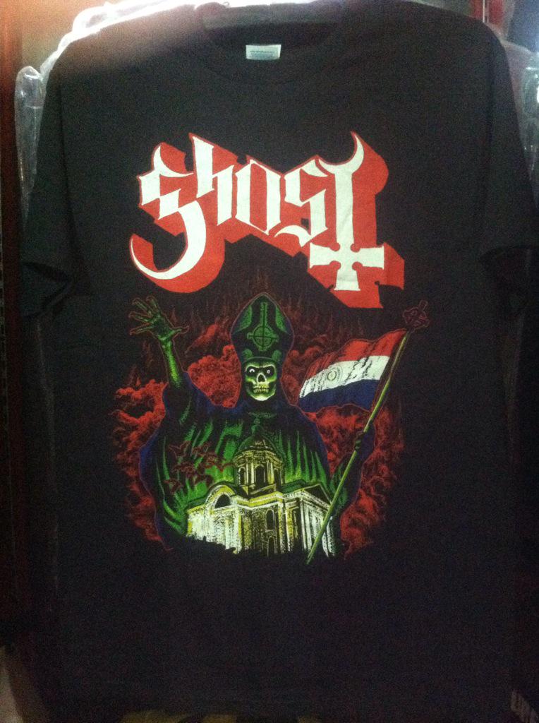 yudhaambodo's tweet photo. "Size apa gan? Brapa harga? RT @vintageshopMLG: GHOST!! http://t.co/OXgBc2l4QW"