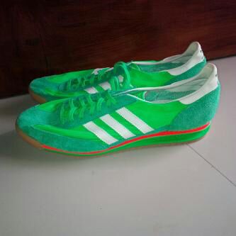 Adidas SL 72 #infocasuals 
size 40-46.
599rb.
BBM: 5417864C.

Up <a href="/FS_80cs/">FAMILY 3STRIPES</a> @Indo_Shoesaddle <a href="/rck_tmn/">RCKTMN15</a> <a href="/Sizeussneakers/">Size</a>