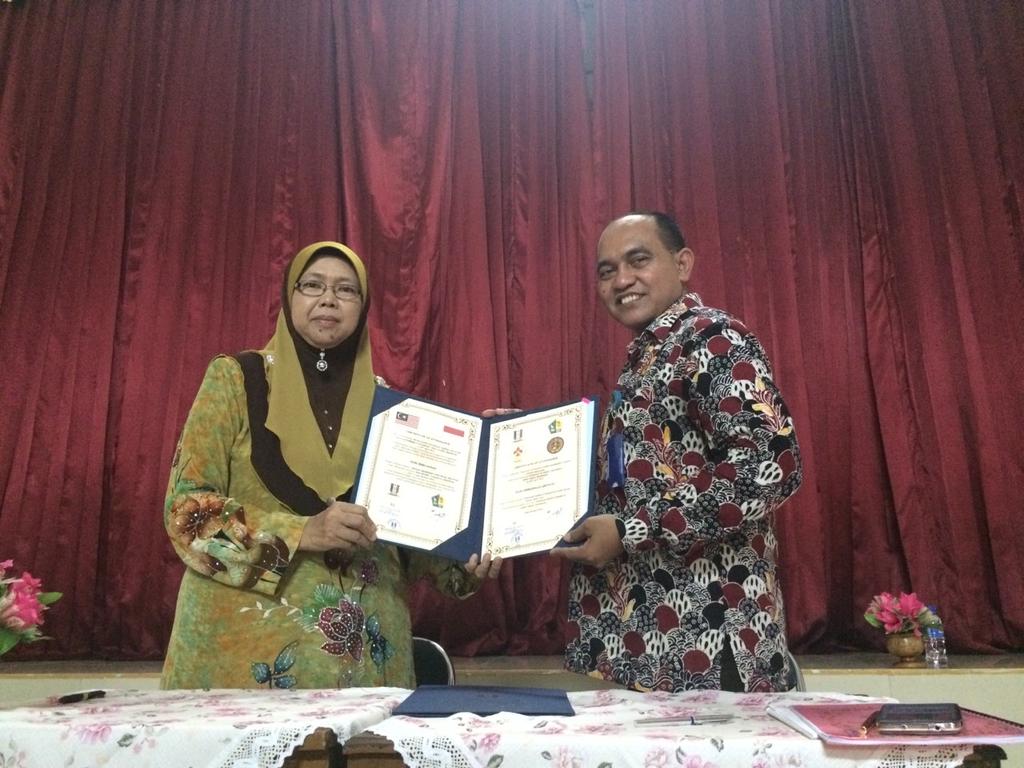 SMAN 1 Surabaya tweet media