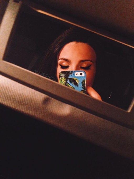 tonight 🍃 http://t.co/rHhCUFFdNf