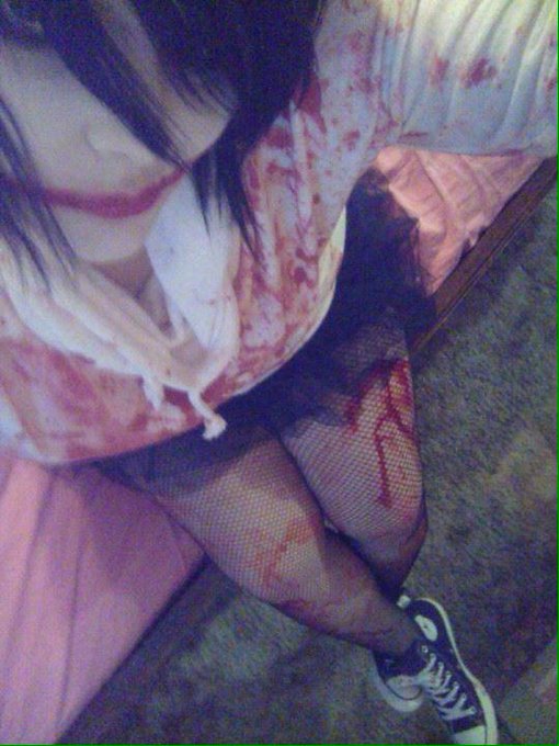 Jeff the Killer gender-bent?! I think yes! Oh and... GO TO SLEEP!! ;)  #CreepyPasta #CreepyPastaCosplay<a href="/tag/cosplay"class="tags"><span>#cosplay</span></a><a href="/tag/creepypasta"class="tags"><span>#creepypasta</span></a><a href="/tag/creepypastacosplay"class="tags"><span>#creepypastacosplay</span></a>