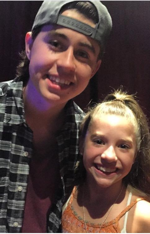 mnzlukasiak tweet picture