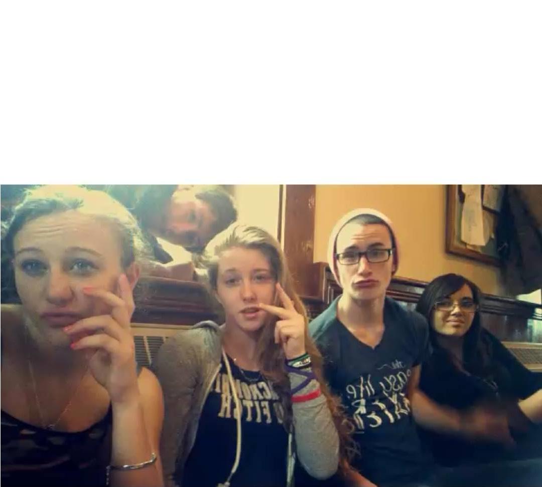KyleBeas's tweet photo. Oh everytime you go out with your friends your legit making memories dood http://t.co/3giYcbtEXs