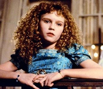 Do you recognize her young ? 

Happy to you Kirsten DUNST ! 

 