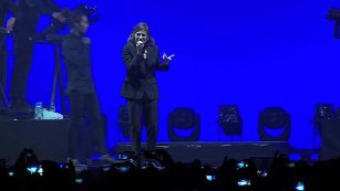 leberry_fr's tweet photo. #PDB15 - C'était hier soir, @QueensChristine était sur la scène du W. A (re)voir en #vidéo : http://t.co/dclRI8173G http://t.co/Lawvk4x9H8