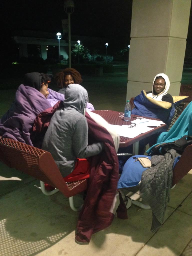 The @MoStateNUPEs sleep out going on right now in front of the PSU. Raising awareness for the homeless #KappaWeek2015