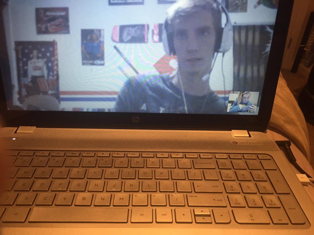 Shelby_Beaar's tweet image. always playing xbox. 🎮 #mynerd