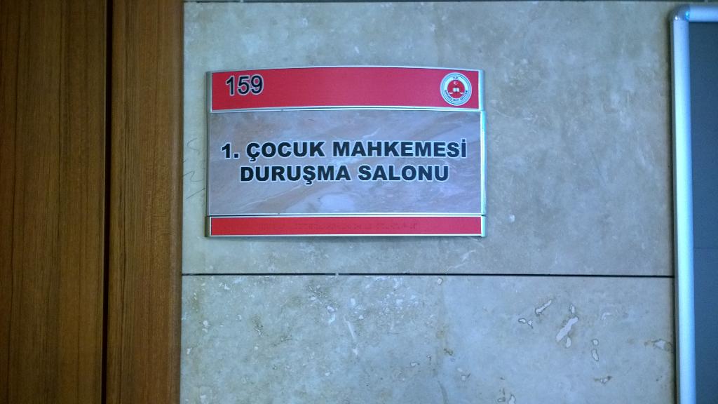 <a href="/cocukcezaevison/">ÇocukCezaevlerineSon</a> Duruşma başladı.Çocukları Değil,işkencecileri yargıla