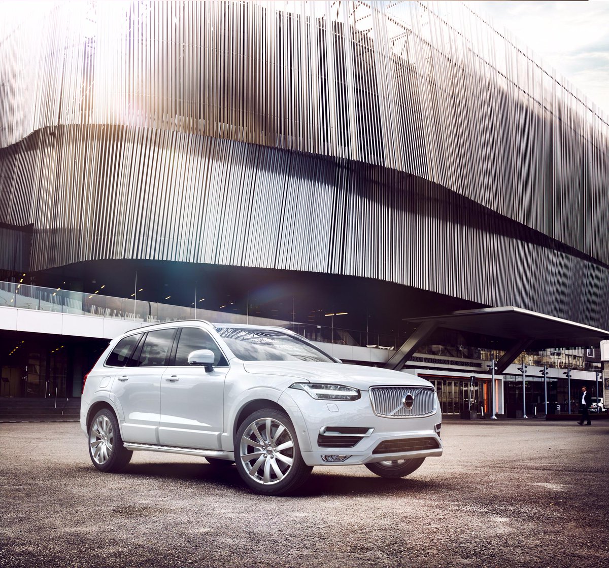 Volvo_NL_PR's tweet photo. 7% bijtelling voor Volvo XC90 T8 Twin Engine https://t.co/aLvIrdp1Ov http://t.co/rpmJwPggSW