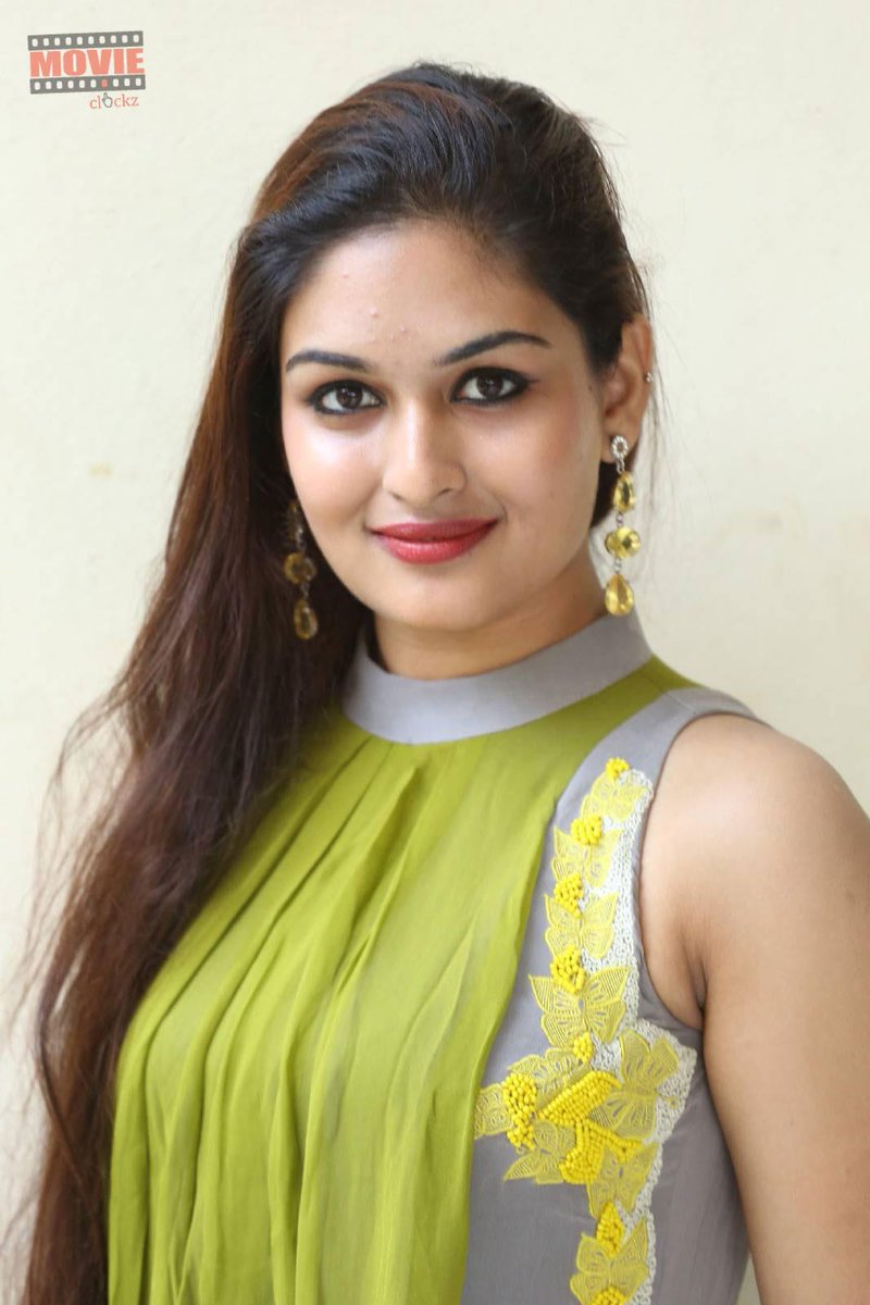 movieclickz's tweet photo. #Prayaga Rose Martin latest stills here http://t.co/PbX0EJMujT 
@PrayagaMartin http://t.co/DzojRdoEul
