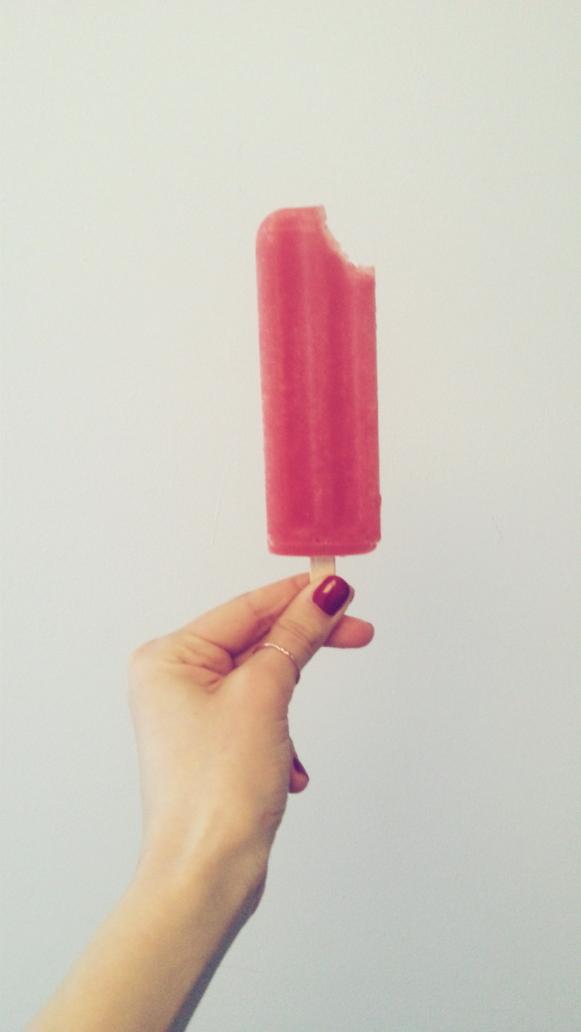 SharpenStyle's tweet photo. Ice cream season.... has officially began!! 🍦🍦🍦que rico el heladitooo!!  #icecream #vscocam #VSCO http://t.co/PBCq4Jhfut