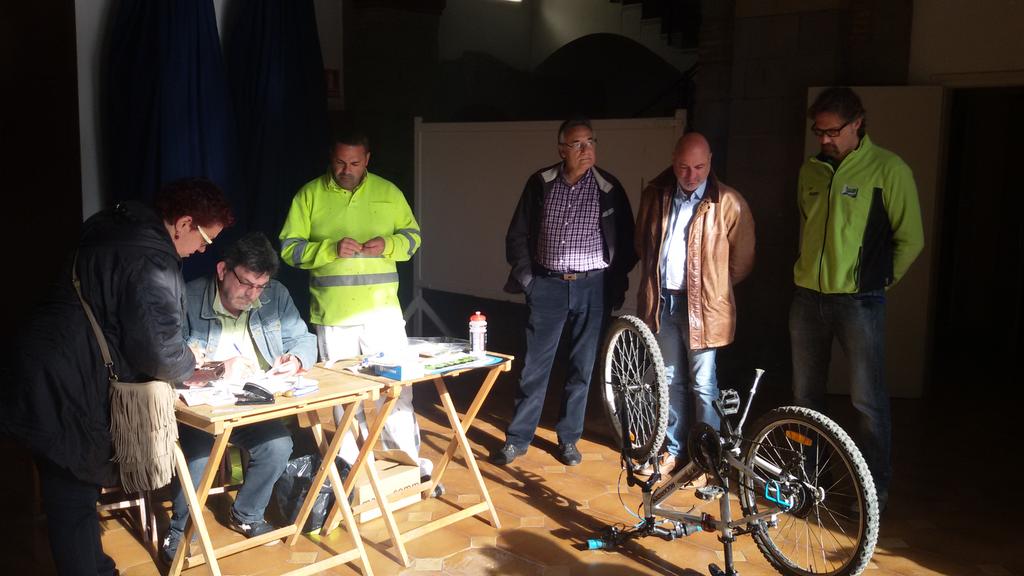 maxprotech's tweet image. Marcatge de Bicicletes a @Castello_Emp amb @JomarBrico i @maxprotech ! #bicicletes #seguretat xgcas.com