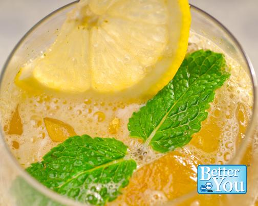 NuValTexas's tweet photo. Hosting a #KentuckyDerby2015 party? Serve up a pitcher of iced tea w/ mint (100), loads of flavor w/o the calories. http://t.co/6TsKqzHcb2