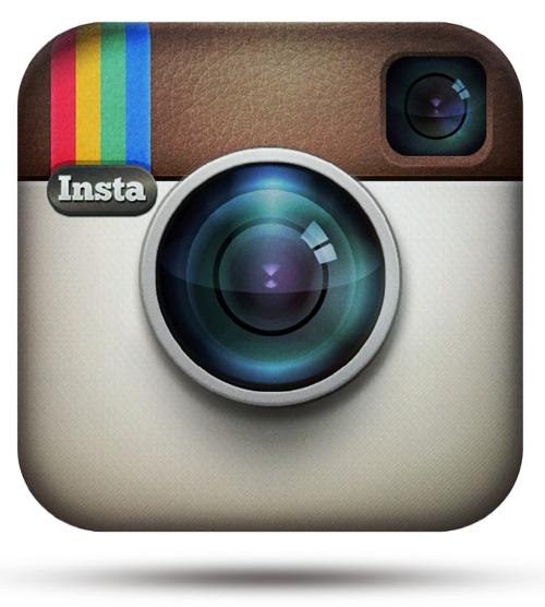 socialmedia2day's tweet photo. What can the #Fashion industry teach us about #Instagram? 6 great lessons: http://t.co/NgjvKJgSO6 by @moredecaiholtz http://t.co/mZ8dz0iJm5