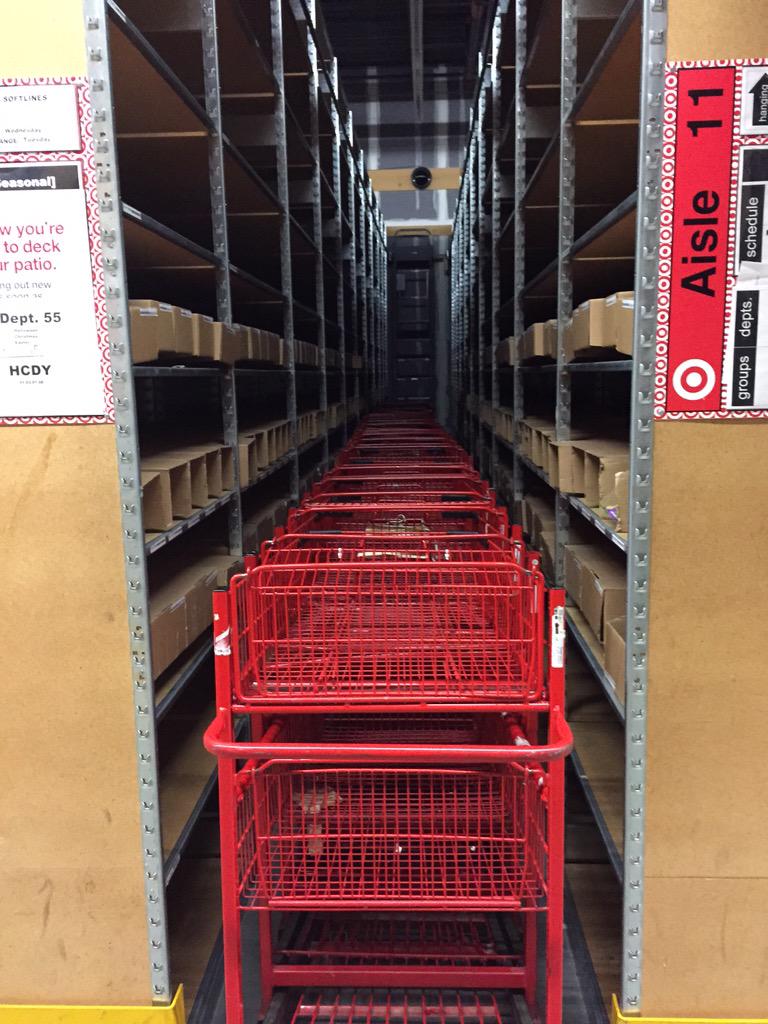 Simonis_Says's tweet photo. Three tier takeover at T-2229. Not a bad problem to have at all! @me3re @KMun71 http://t.co/1h1Cm105ZQ