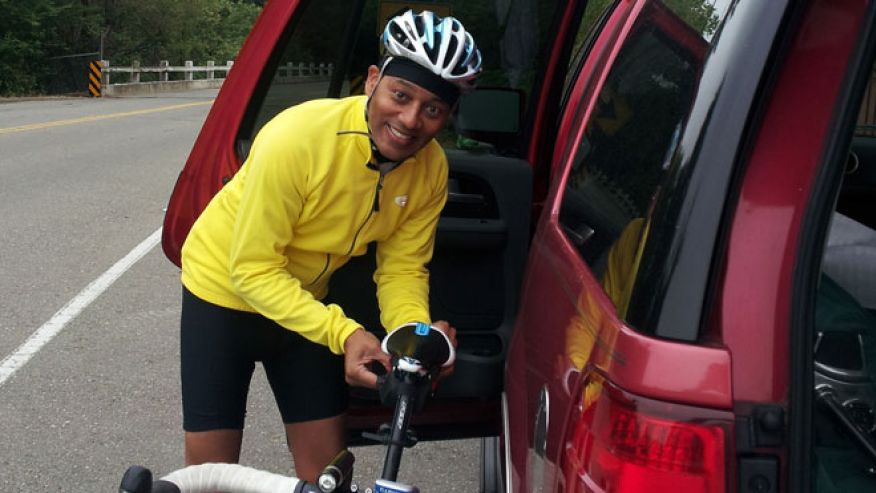 FoxNews's tweet photo. New dad given 2 hours to live survives bike accident after heart pump implant via @mindyc_ http://t.co/9059iLY0vt http://t.co/R9AC9leMsv