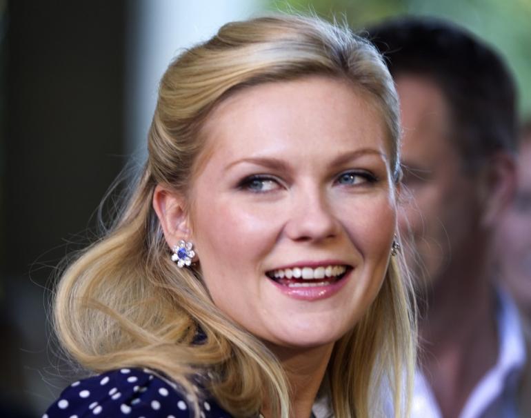 Happy Birthday Kirsten Dunst! The Spider Man star is a year older today. 