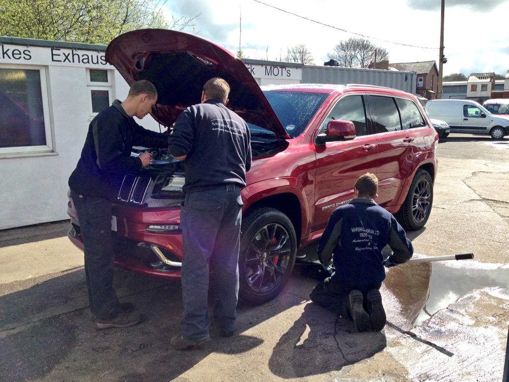 What a beast... Jeep SRT Now supercharged capable of running 750BHP! What a job...