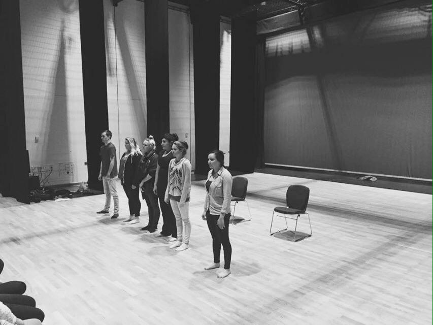 LoneEntity's tweet image. Day 4: Us playing with ideas and strong focus as a group 👍