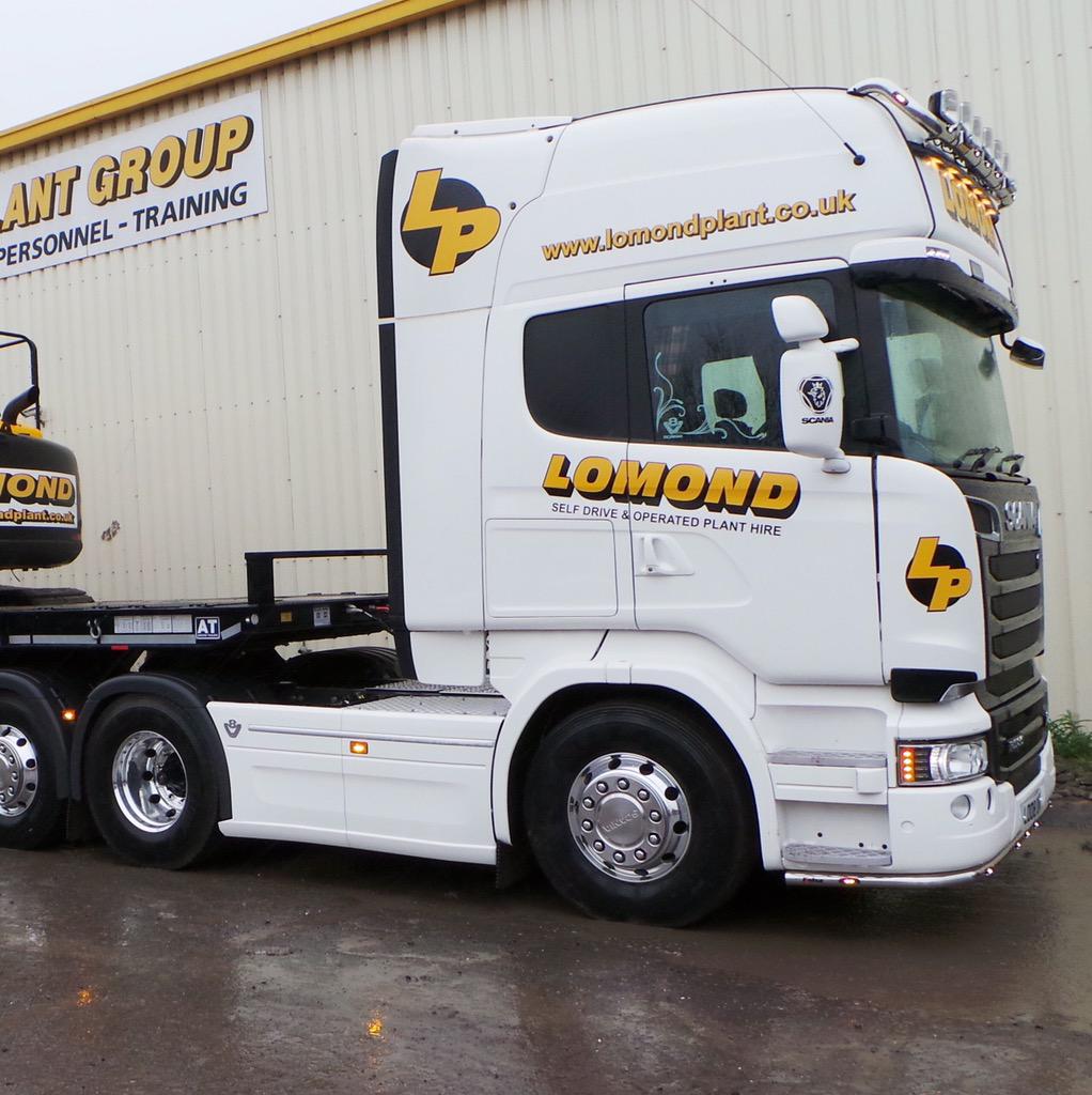 UKHaulier's tweet photo. .@LomondPlant benefits from fuel saving trailer design.

http://t.co/Ws7P69yDVR http://t.co/q1MSV0Zqek