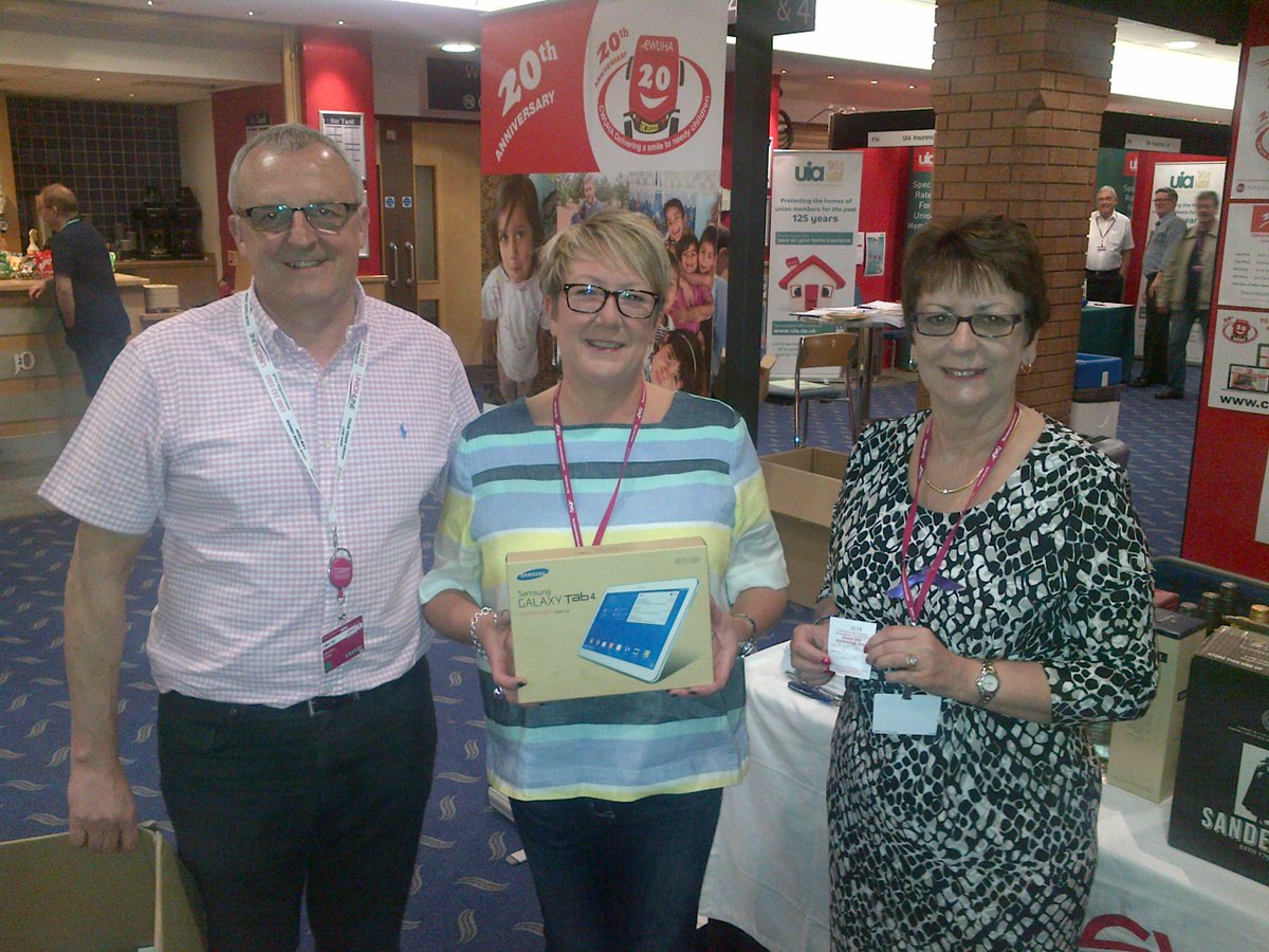NWCWU's tweet photo. Bud Pella from @Pellacraft1 presenting Lynn Browne with a Samsung Tablet in the @cwuha raffle @cwuconference http://t.co/QRdCZlaSwH