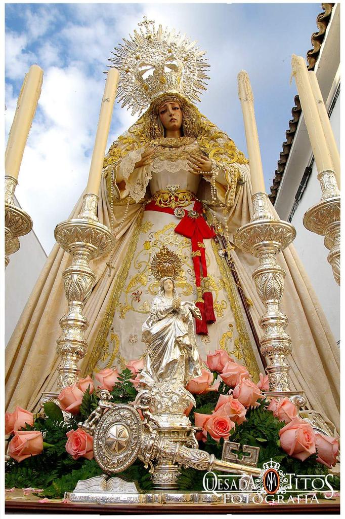 El próximo domingo 24, a las 7 de la mañana,tendrá lugar -D.m- el XIX Rosario de la Aurora de la #ReinadelaAmargura