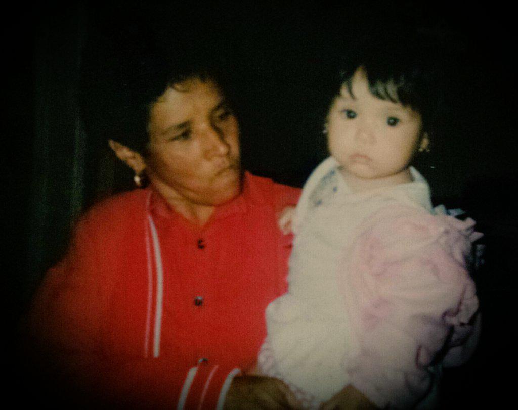MonicaArredondo's tweet photo. Feliz día del niño!! 👶😍
#cachetonamil 😆
#ojotes 😀
#mula
#grandma 👵 http://t.co/i9gmqSk1qX