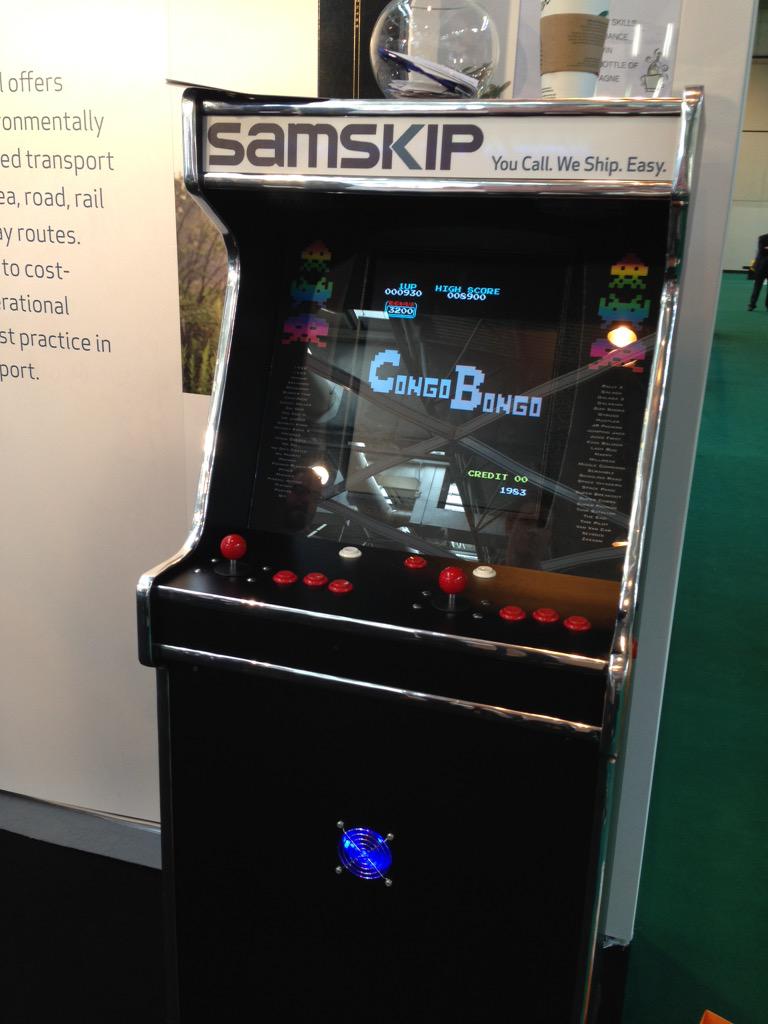 101WebDev's tweet photo. @SamskipMultimod excellent retro games! #Multimodal15 http://t.co/XmlZDLpS1q