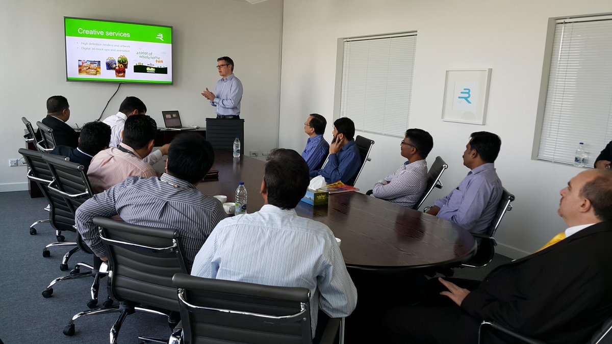 pratiksardesai's tweet photo. Congratulations to #Reproflex3 for opening its services in #Dubai, with #Kodak Flexcel NX Solutions http://t.co/TQEdy5gbv5