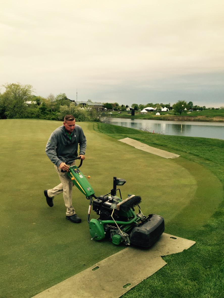JoeEnciso's tweet photo. Grinding it out during morning assignments! @VNGCMAINT #web.com http://t.co/8Uq1jNeKyY