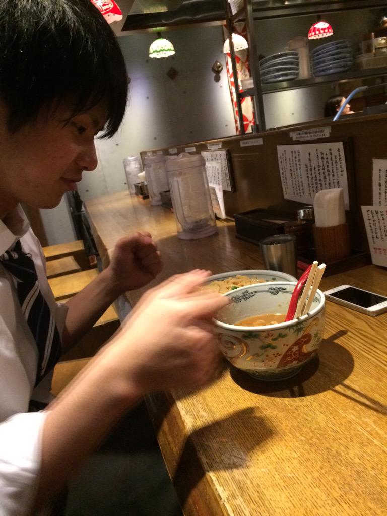 motoki_HMS's tweet photo. タカトと煮干 http://t.co/zXiyuo5ZVp