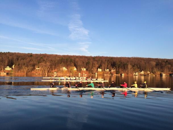 RobinsonRigger's tweet image. snapped this great pic with mom - watching the #team train hard for states! #relentless