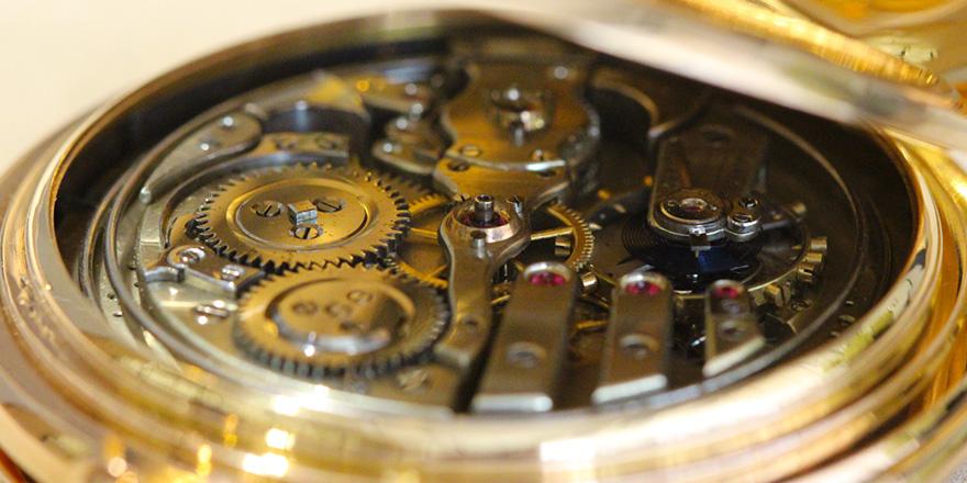 jaegerlecoultre's tweet photo. Five historic reasons to visit #JaegerLeCoultre’s #London new flagship boutique, by @SalonQP: http://t.co/sQCZuUlBH3 http://t.co/qh45pZXvgA